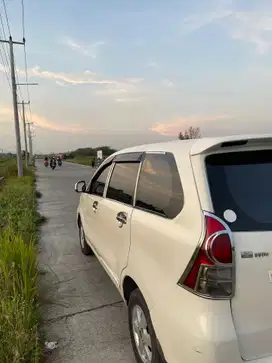 Daihatsu Xenia 2013 Bensin