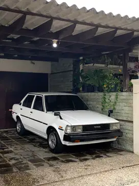Corolla DX 1983+