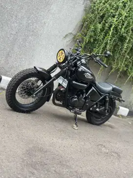 Honda phantom .. sudah rombakan .. yg originalnya masih ada