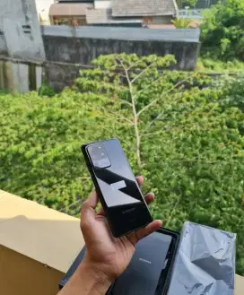 Samsung Galaxy S20 Ultra 12/128 GB SEIN Kondisi Masih Bagus