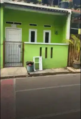 Rumah di Kontrakan