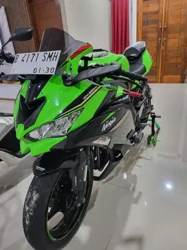 Kawasaki ZX 250 2021 Low KM