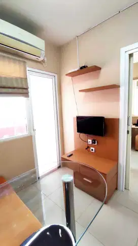 DIJUAL UNIT APARTEMEN GREEN PRAMUKA 2BR VIEW KOLAM RENANG