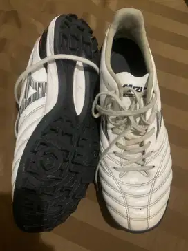 Sepatu Mini Soccer Mizuno Morelia size 41 Original