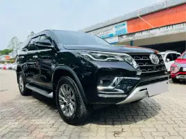 KM 3RB!! TOYOTA FORTUNER VRZ 2.4 AT MATIC 2021 HITAM