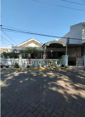Rumah Hook Hitung Tanah di Rungkut Mapan