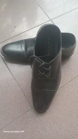 Sepatu Pantofel