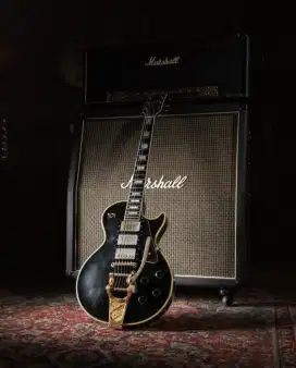 Gitar Gibson Les Paul edisi 50's Anniversary. 1955 custom outfit 2020