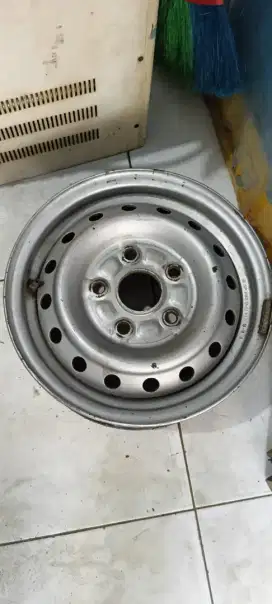 velg mobil grandmax