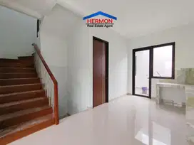 DIJUAL RUMAH BARU BERGAYA MODERN DI KOTA WISATA - TERJAMIN BAGUS