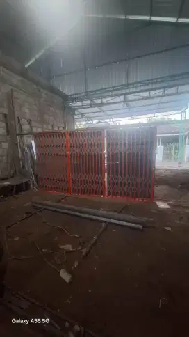 Produsen Pintu harmonika