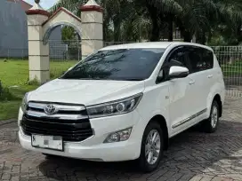 Toyota Innova V Bensin 2017 Matic Putih Favorit