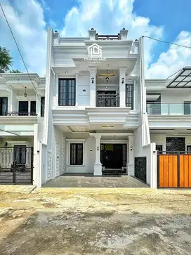 Townhouse mewah ada rooftop dijakarta selatan jagakarsa