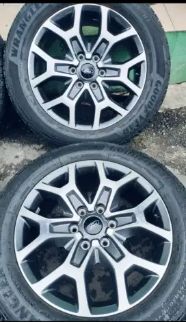 Velg FORD EVEREST TITANIUM R.20 ori