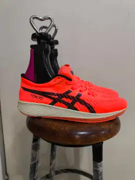 Sepatu Running Asica Like New