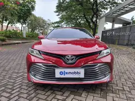 [OLX Mobbi] TDP 5% !! Toyota Camry Merah 2.5 V AT 2019 7ZJ