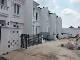 Dijual rumah baru 2 lantai siap huni di pondok kopi Jakarta Timur