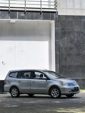 DP 19JT NISSAN GRAND LIVINA XV 1.5 AT 2011