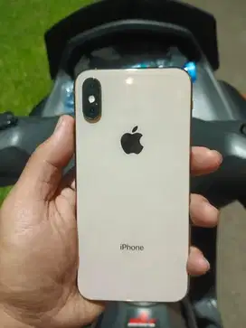 IPHONE XS GOLD 64gb