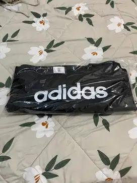 Tas Adidas Linear Duffle Bag Medium