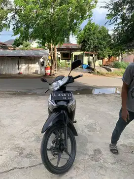 Di jual honda supra x 125 tahun 2007
