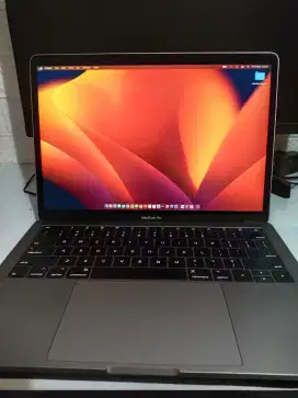 Macbook Pro 2017 13 inc ram 16/512 Mulus