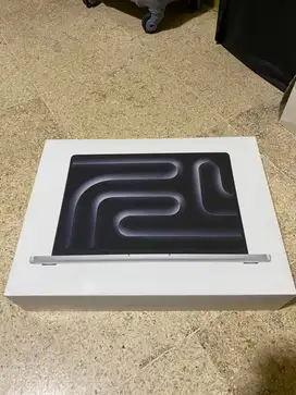 macbook pro M4 14inc 512gb brand new segel