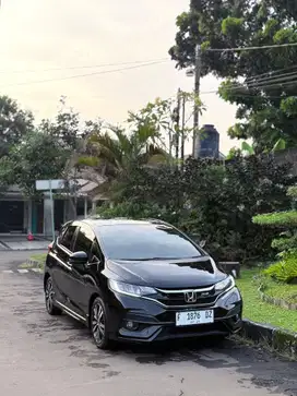 Honda Jazz RS CVT 2019