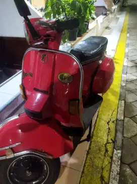 Jual Vespa PX tahun 1981