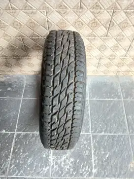 Bridgestone Dueler AT 215 70 R16
