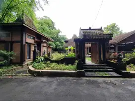 RUMAH BESAR DIJUAL CEPAT DI MINGGIR SLEMAN