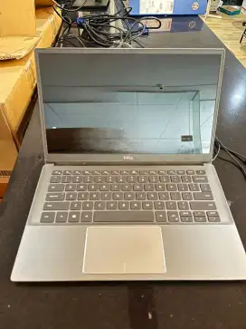 Laptop Dell Latitude 3301