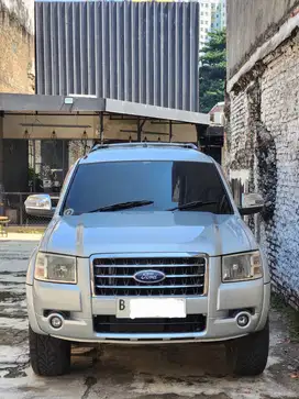 Ford Everest XLT 2.5 AT 2008 SIAP PAKAI!