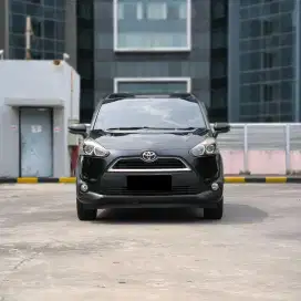 TOYOTA SIENTA V HITAM 2017, TDP: 15JT ALL IN