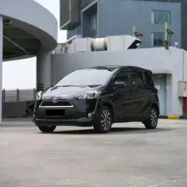 TOYOTA SIENTA V HITAM 2017, TDP: 15JT ALL IN