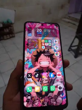 Redmi note 9 pro 8/128 minus dikit.