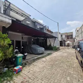 Rumah 2 Lantai Dekat Toll Brigif dan Aeon Mall Free Biaya Di Jagakarsa