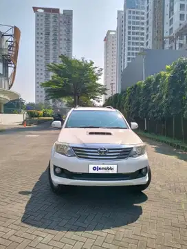 [OLX Mobbi] DP Rendah 5% - Toyota Fortuner Hitam 2.4 G AT 2011 PJC