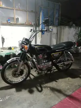 Kawasaki Binter Merzy KZ200