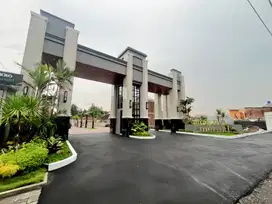 RUMAH MEWAH DI SETURAN DEKAT KAMPUS UGM JOGJA