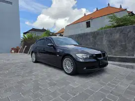 BMW E90 320i 2005