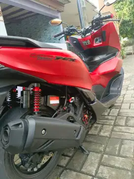 Honda pcx 160 CBS merah doff