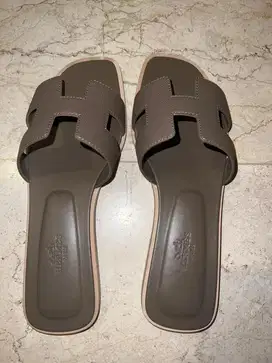 NEW! Hermès Oran Sandal Epsom Calfskin