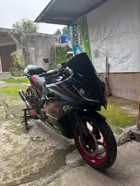 Dijual Cepat! Kawasaki Ninja 250 fi 2013
