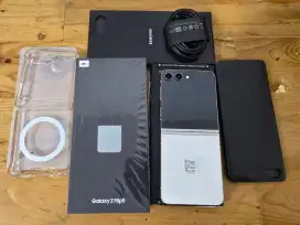 SAMSUNG Z FLIP 5 5G 256GB MULUSSS RESMI INDO FULSET