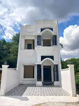 Dijual Rumah 2 Lantai Dekat Stasiun Depok Lama