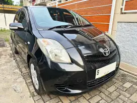 Toyota yaris 2008 Akhir E Matic Hitam terawat