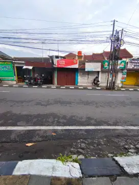 Kios lokasi paling rame di Ungaran ada 4 unit