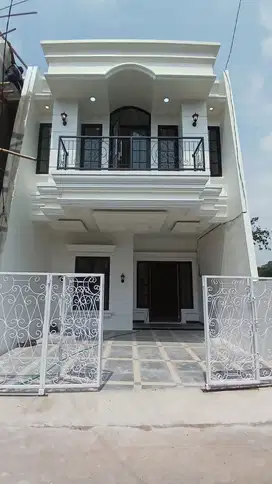 Dijual Rumah 2 Lantai Bergaya Classic Modern Dekat Kantor Pemerintahan