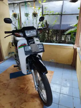 Honda astrea udah rapih